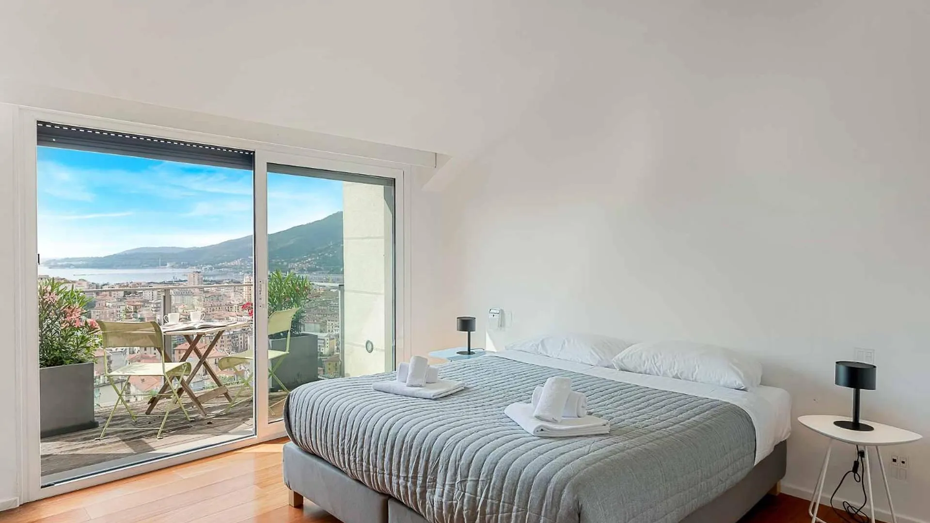 Bay View Home, Terremarine 라스페치아 아파트